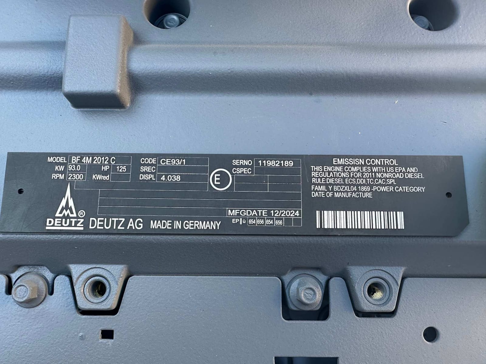 DEUTZ BF4M2012 实机照片