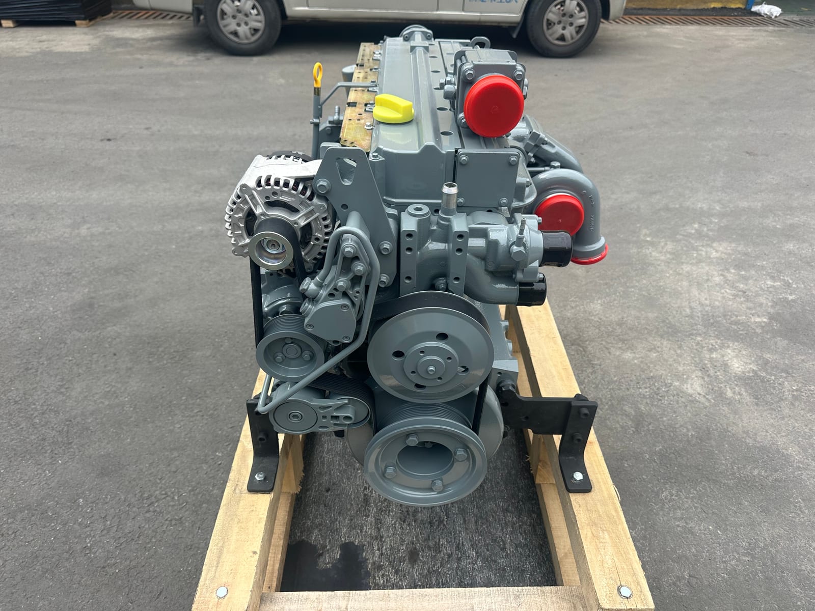 DEUTZ BF6M2012C 实机照片