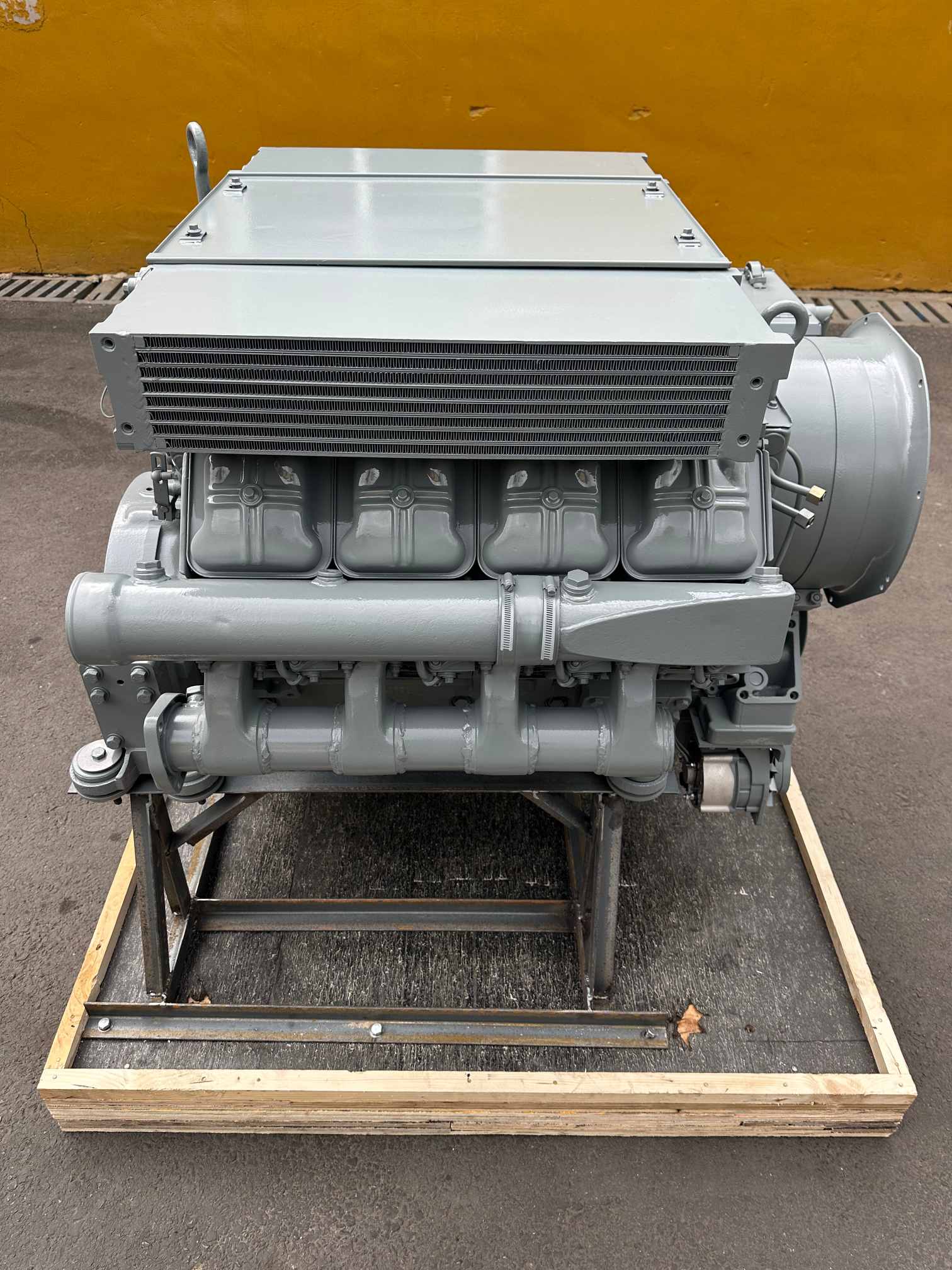 DEUTZ F8L413FW 实机照片