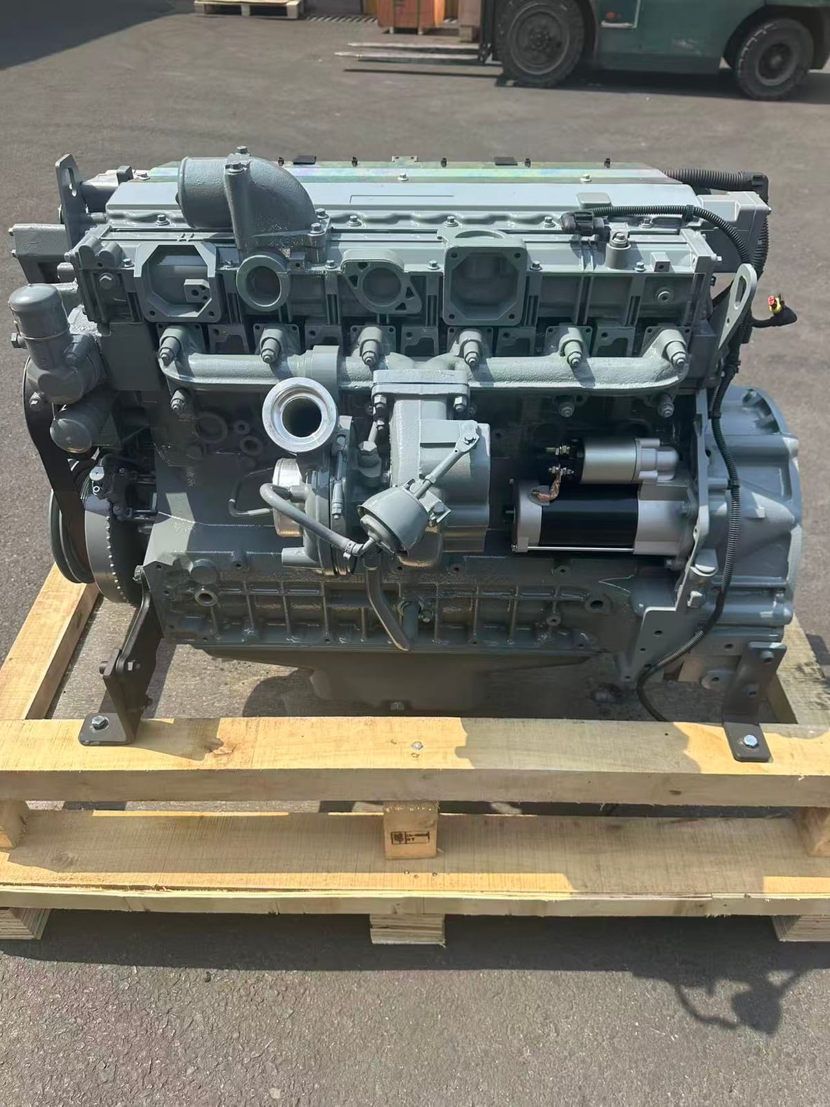DEUTZ TCD 2012 L06 2V 实机照片