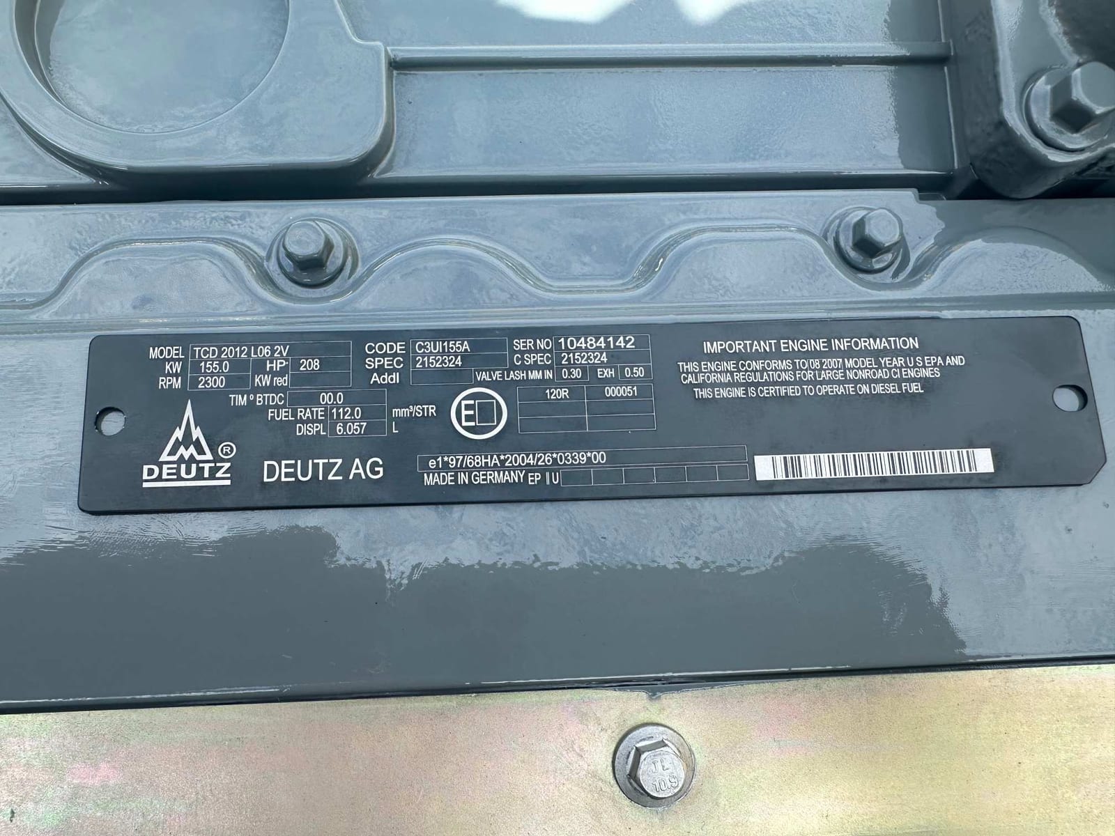 DEUTZ TCD 2012 L06 2V 实机照片