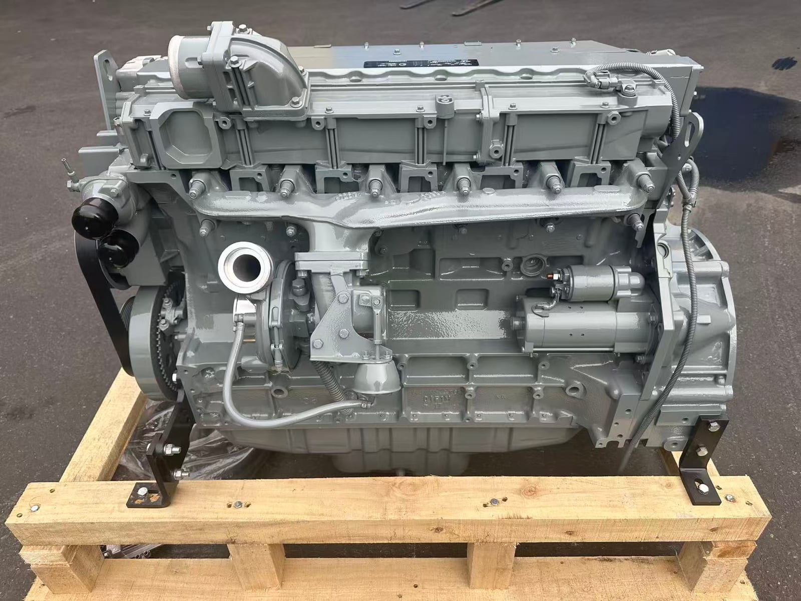 DEUTZ TCD 2013 L06 2V 实机照片