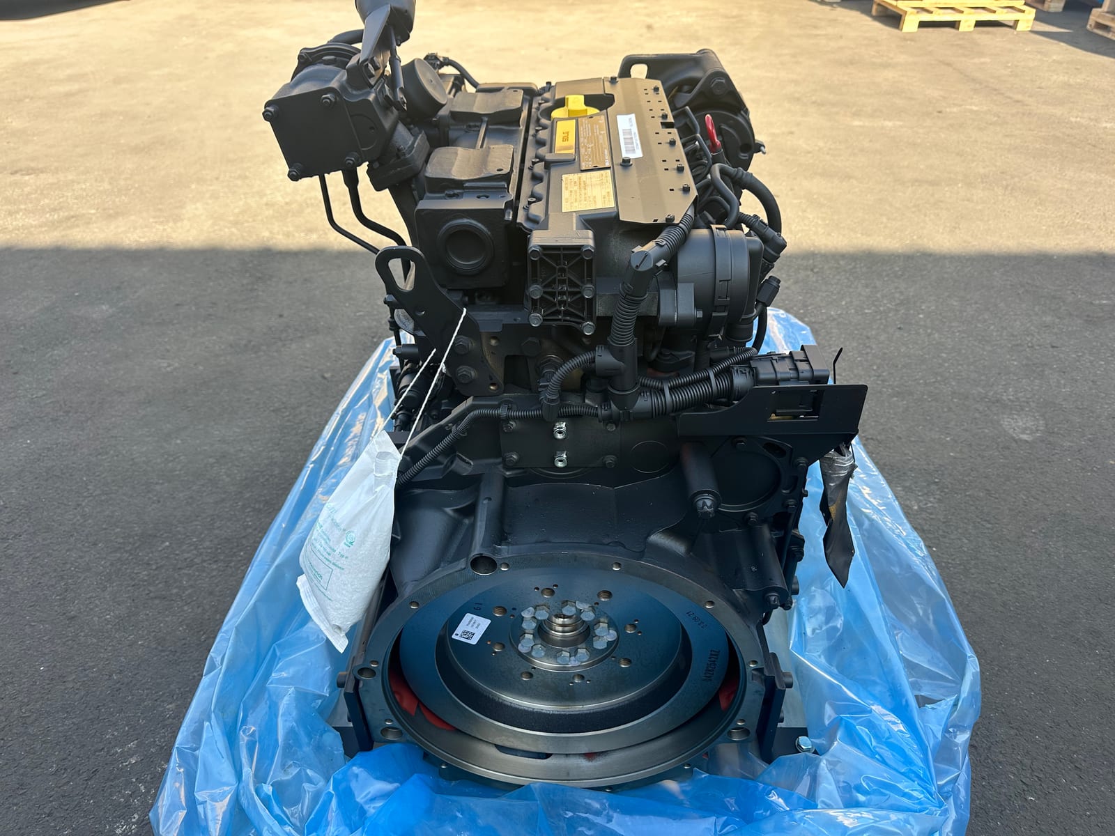 Volvo D4E 实机照片