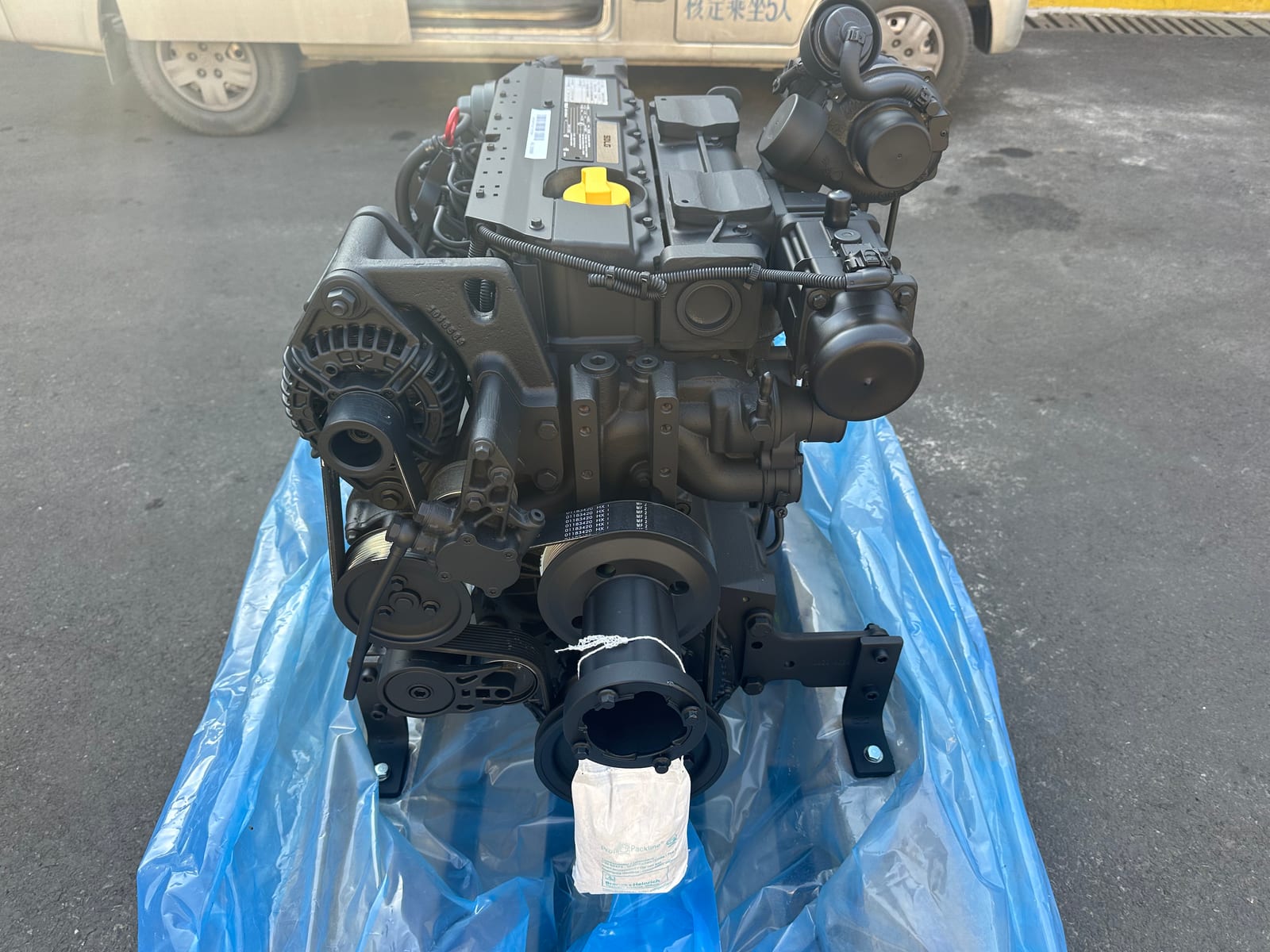 Volvo D4E 实机照片