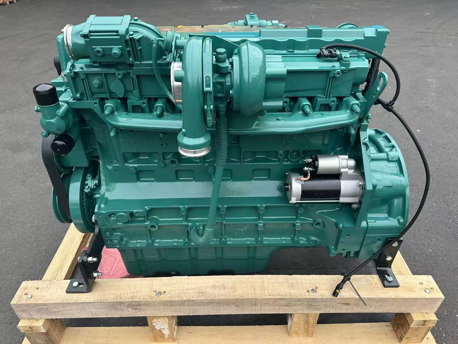 Volvo D7E 挖掘机版本 实机照片